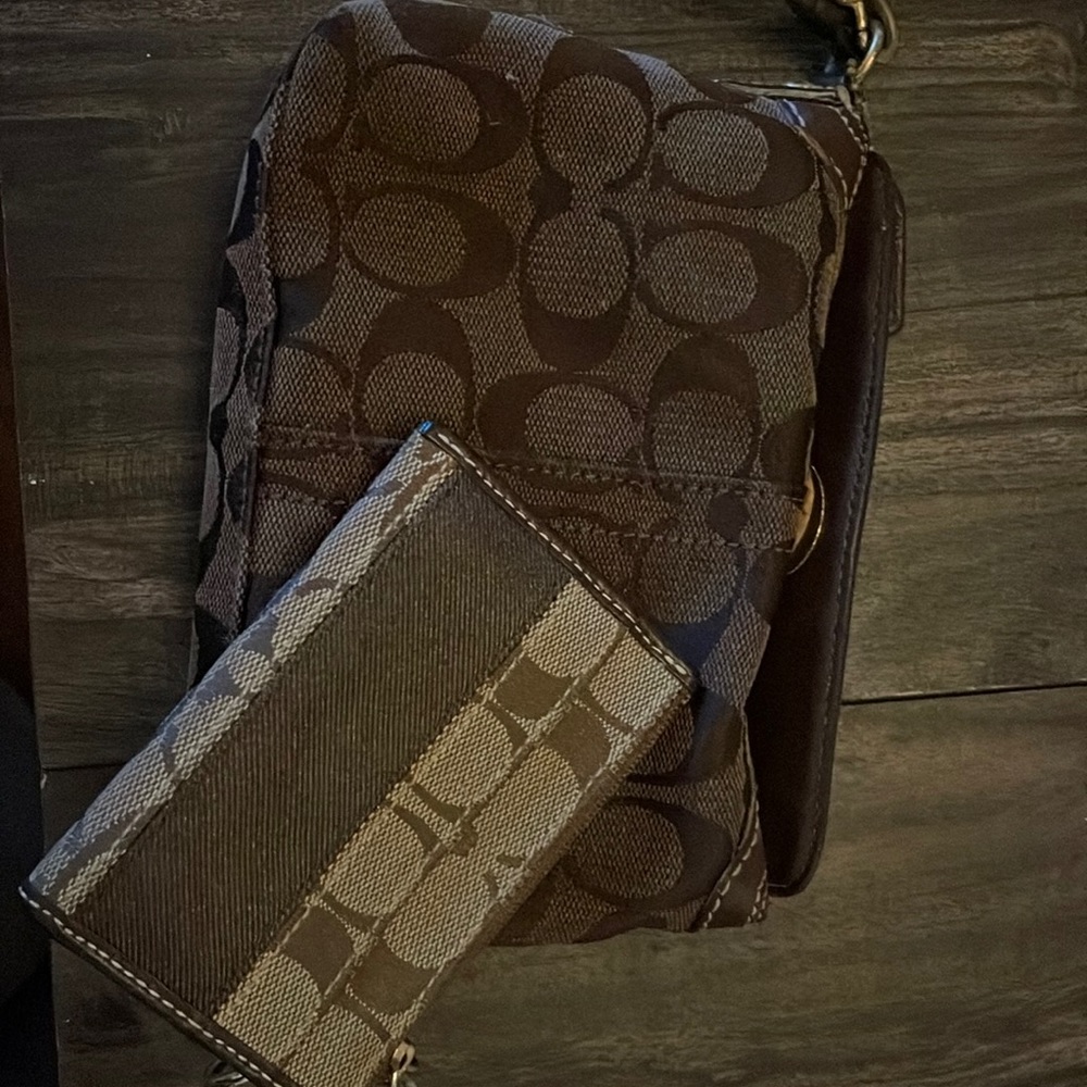 Coach wristlet and coin purse